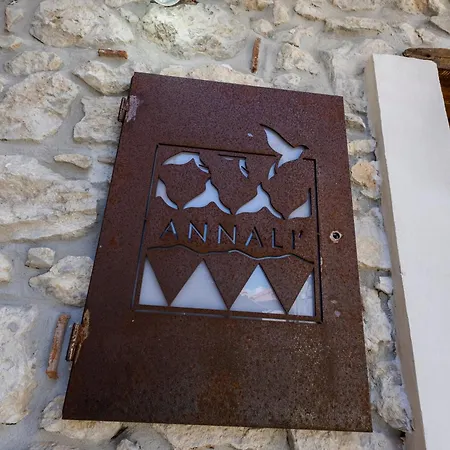בית הארחה Annali 3*