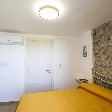 Pensión Annali 3*